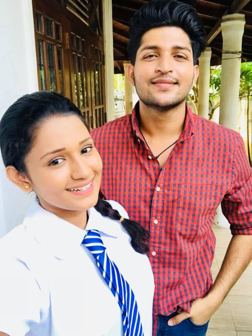 Hashan Rathnayake Biography Birthday Age Family Photos and Videos ...