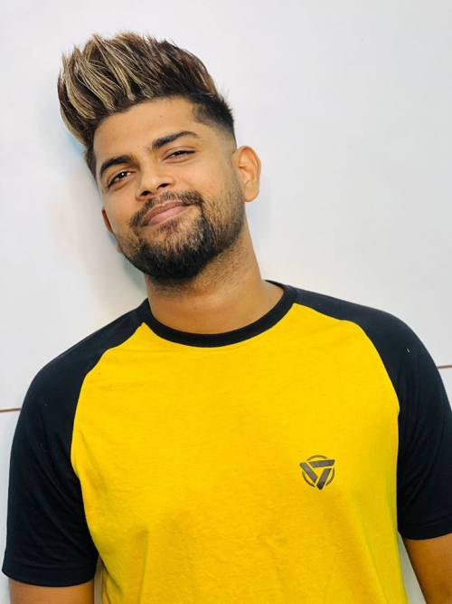 Gayan Gunawardana Biography Birthday Age Family Photos and Videos ...